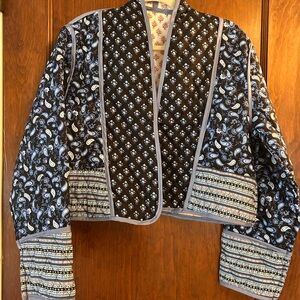 Quilted Paisley Open-Front Reversible Jacket in Black & Light Blue
